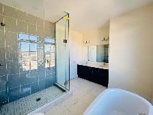Brand New 3 Bedroom Townhouse For Rent in Richmond Hill - Photo 7