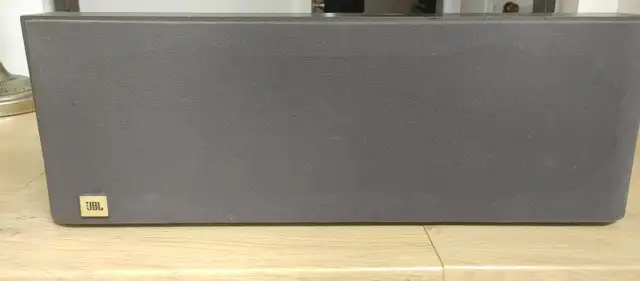 JBL Centre Channel Speaker Model SC305