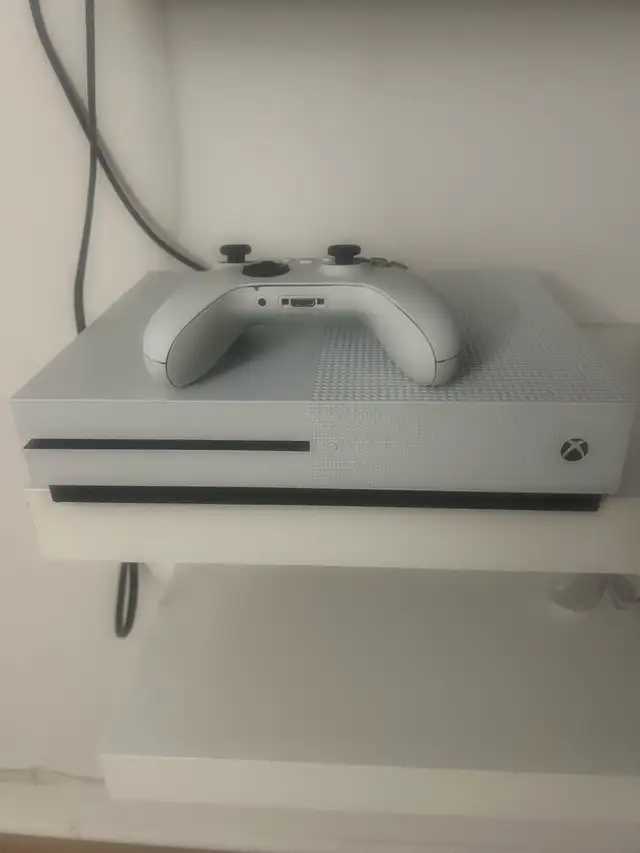 Xbox One S 1TB