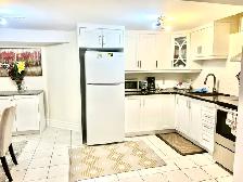 beautiful 2 beseoom basemnt apartment near Square one - Photo 8