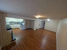 Cozy 1 bed, 1 bath basement suit - Photo 8