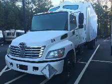 Hiring ONE DZ AZ driver for box truck   2 years exp required