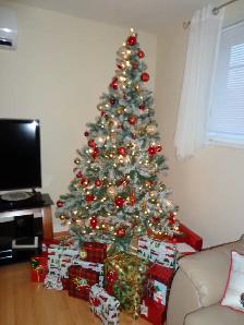 Arbre de Noel de 7.5 pieds a vendre