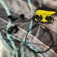 Jaybird Vista True Wireless Bluetooth Sport Waterproof Earbuds - Photo 3
