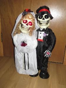 HALLOWEEN COUPLE MARIE CHANTENT DANSENT YEUX CLIGNOTTES NEUF - Photo 2
