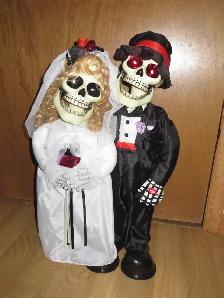 HALLOWEEN COUPLE MARIE CHANTENT DANSENT YEUX CLIGNOTTES NEUF - Photo 3