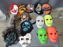 GR MASQUES HALLOWEEN AU CHOIX NEUF ET UTILISE 1 FOIS COMME NEUF