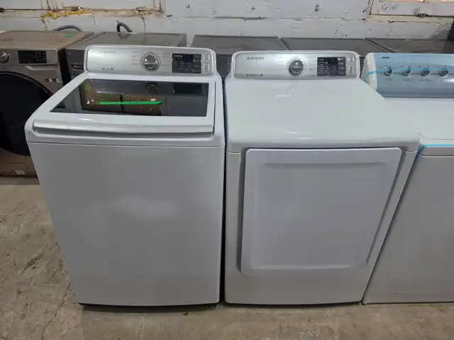 Samsung 27' White Top-Load Washer & Front-Load Electric Dryer