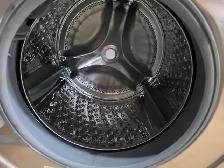 2024 Samsung 27' Champagne Colour Front-Load Stackable Washer - Photo 3