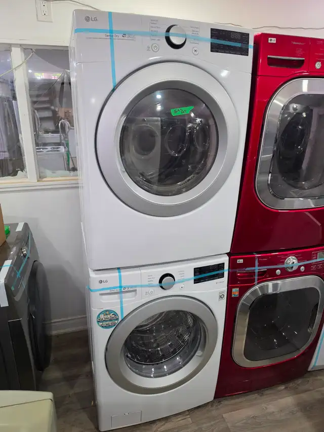 LG 27' White Front-Load Stackable Washer & GAS Dryer Set