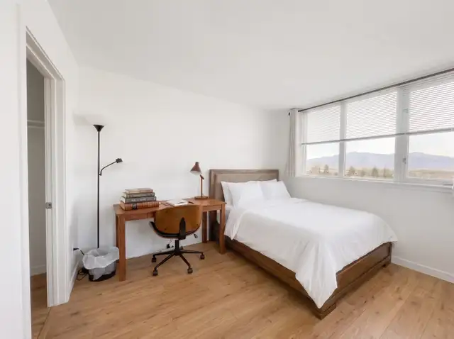 Incredible Deal at 63 Keefer Place – Move In Today!