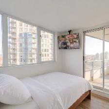 Incredible Deal at 63 Keefer Place – Move In Today! - Photo 2
