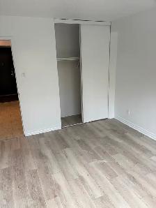 Painter and taper - Photo 2