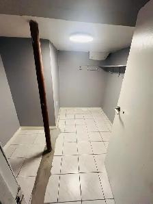 PRIVATE ROOM AVAIALBLE IN MISSISSAUGA. NEAR BY SQUARE ONE - Photo 4