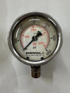 Caterpillar 4 bolt flange covers and hydraulic gauges - Photo 4