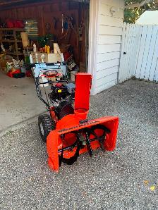 Snowblower - Photo 2