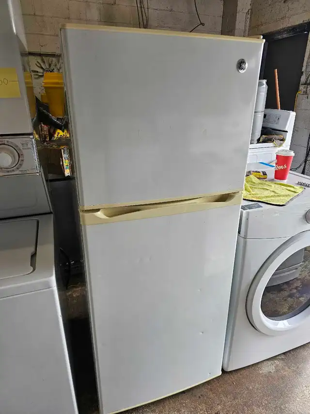 fridge 24' sale 150
