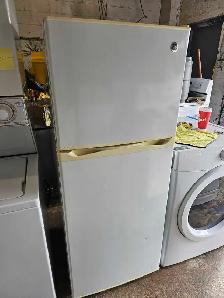 fridge 24' sale 150