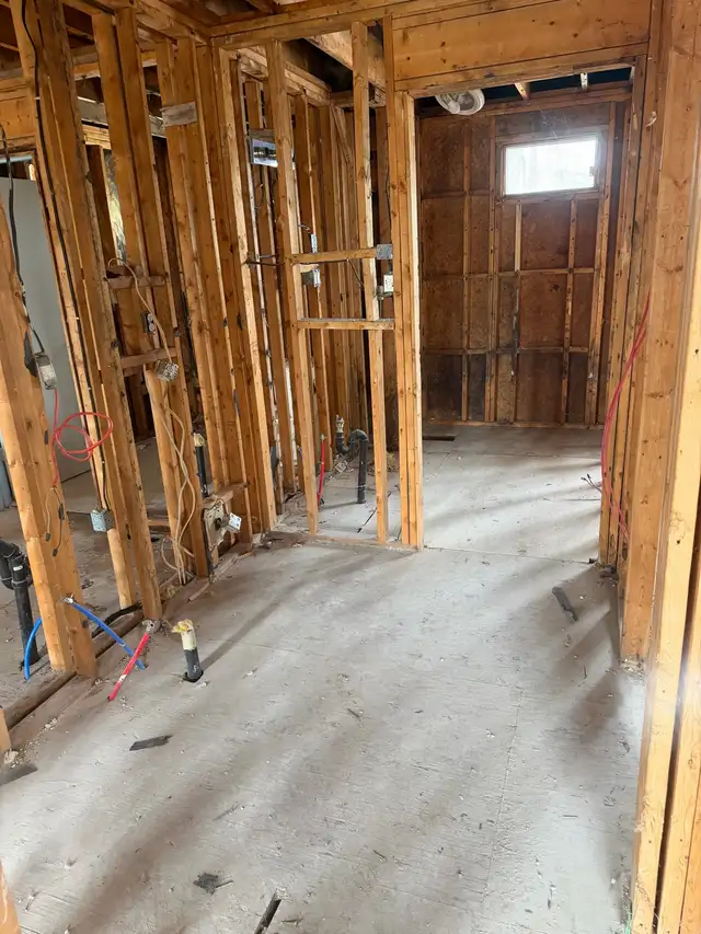 looking for construction helper