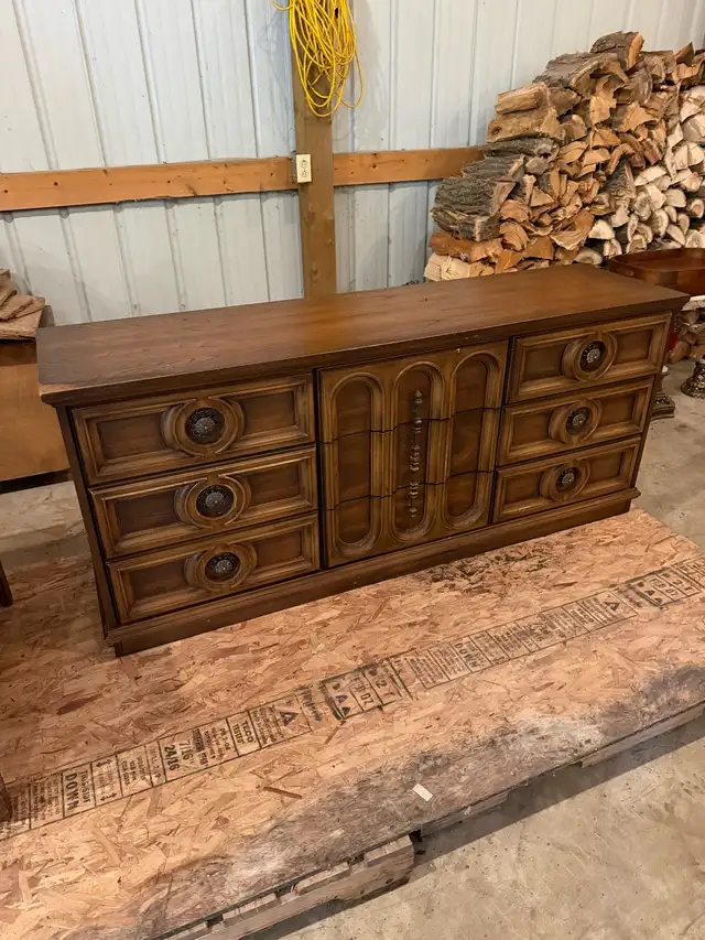 Vintage Bedroom Suite