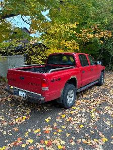2003 Dakota 3.9L - Photo 2