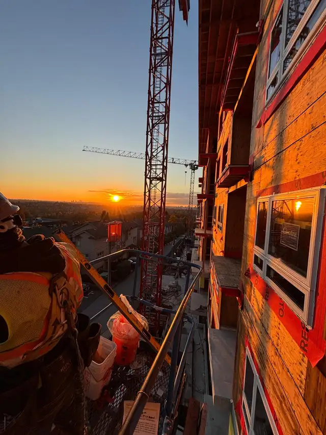 Window Installation Helper — ECC Windows$20–$25/hr
