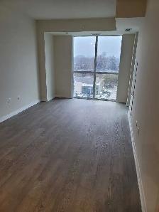 Large 2 1 Bedroom Condo | 2 Bath | Large Den | Near Kipling Stn - Photo 2