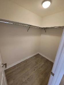 Large 2 1 Bedroom Condo | 2 Bath | Large Den | Near Kipling Stn - Photo 7
