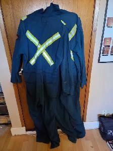2 used  Nomex fire resistant coveralls size  46R - Photo 4
