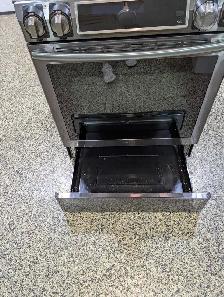 Samsung Electric Stove, Convection and Conventional modes - Photo 4