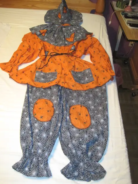 COSTUME HALLOWEEN EPOUVANTAILLE FAIT MAIN PORTE 1 FOIS TB ETAT