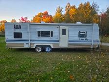 28 Ft Gulf Stream Kingsport Travel Trailer - Photo 2