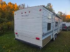 28 Ft Gulf Stream Kingsport Travel Trailer - Photo 3