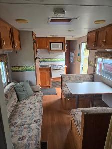 28 Ft Gulf Stream Kingsport Travel Trailer - Photo 8