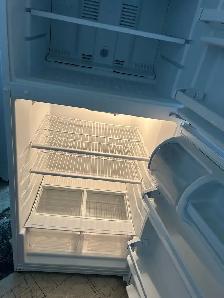 Clean Fridge - Photo 2