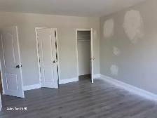 large 2 Bedroom Apt - Photo 10