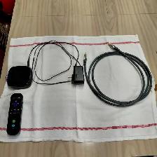 Lecteur Roku 3 complet avec télécommande et câble HDMI