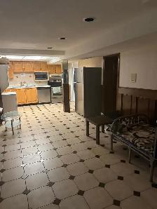 3 Bedroom Basement Apartment -$1800 Hwy 27 & Hwy 7 Woodbridge - Photo 12