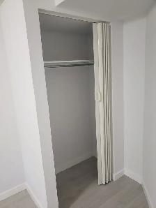Appartement d'une chambre TOUT INCLUS : chauffé, éclairé, meublé - Photo 3