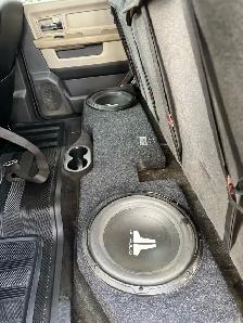 Title:2011 Ram 1500 SLT 4x4 - $9,500 OBO | NEW Engine (52k km w/ - Photo 9