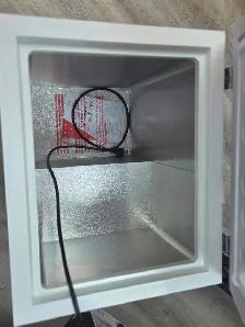 Frigidaire 2.1 Cu ft Chest Freezer