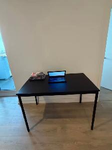 IKEA SANDSBERG Black Dining Table – 110 × 67 cm - Photo 3
