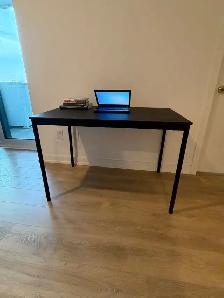 IKEA SANDSBERG Black Dining Table – 110 × 67 cm - Photo 4