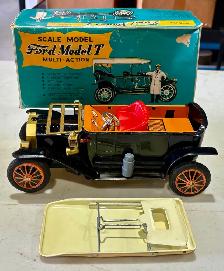 Tin Lithograph Battery-Operated "Ford Model T" Toy Car (Japan)