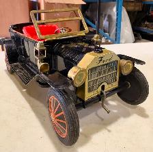 Tin Lithograph Battery-Operated "Ford Model T" Toy Car (Japan) - Photo 3