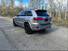 2021 Jeep Grand Cherokee          Only 23,288 KM !! - Photo 3