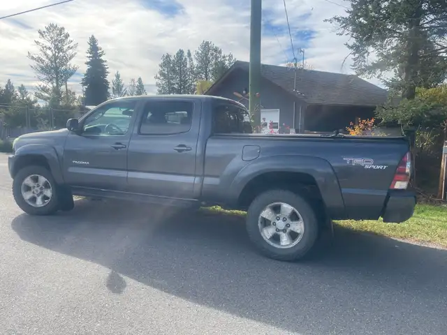 2009 Toyota Tacoma trd sport OBO