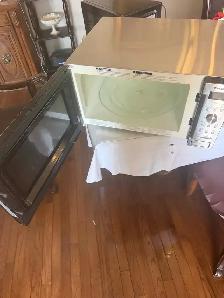 Panasonic Microwave Oven with Inverter — Excellent Working Order - Photo 4