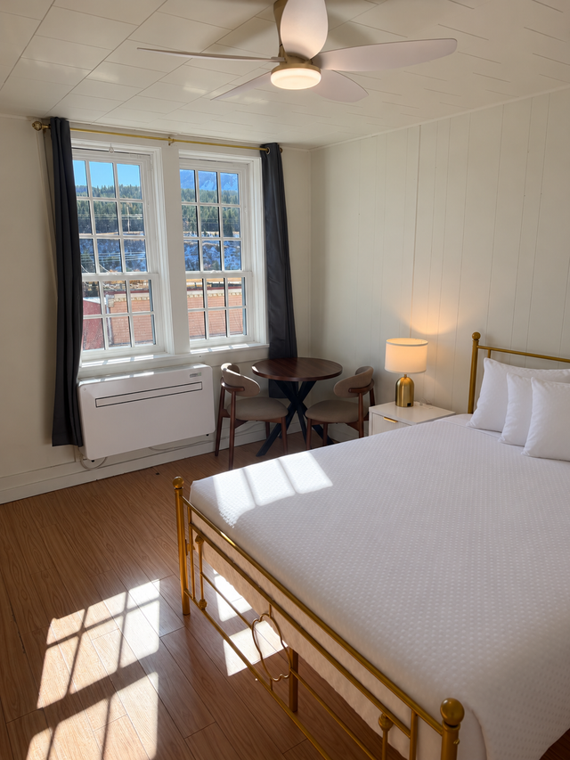 MONTHLY STAYS FROM $1,499 – High Quality Hotel (Coleman, AB.)
