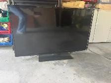 Toshiba Flat-Screen TV in Good Working Order - Photo 4